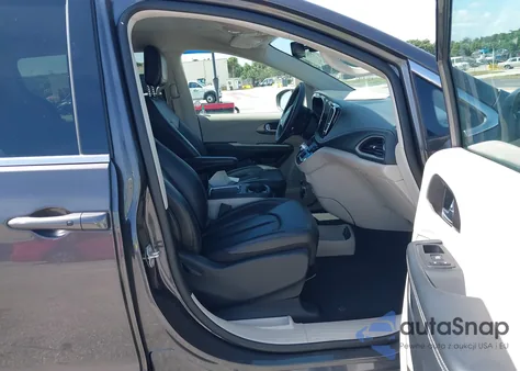 2023 Chrysler Pacifica Hybrid Touring L из США, поврежденный, VIN 2C4RC1L72PR541015